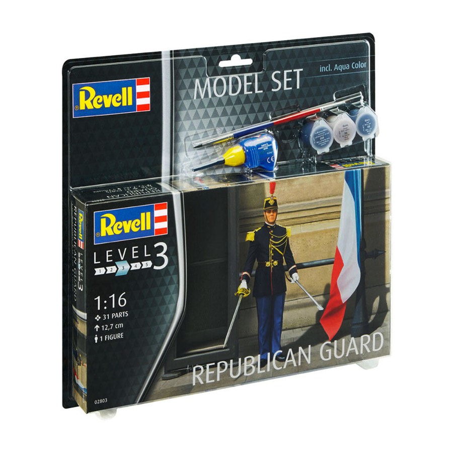 Revell 1 16 Republican Guard Model Set